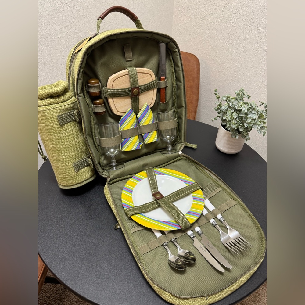 Harry and David Picnic Backpack for Two - “Summer Stripe”